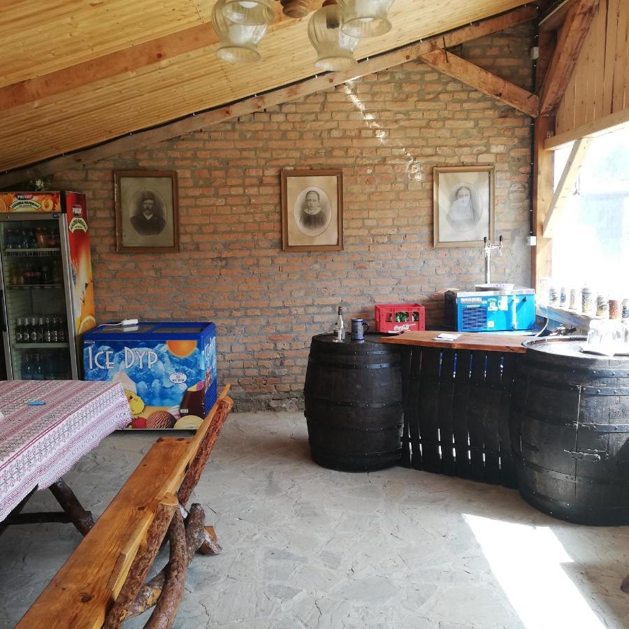 Casa din Barcut Guest House Exterior foto