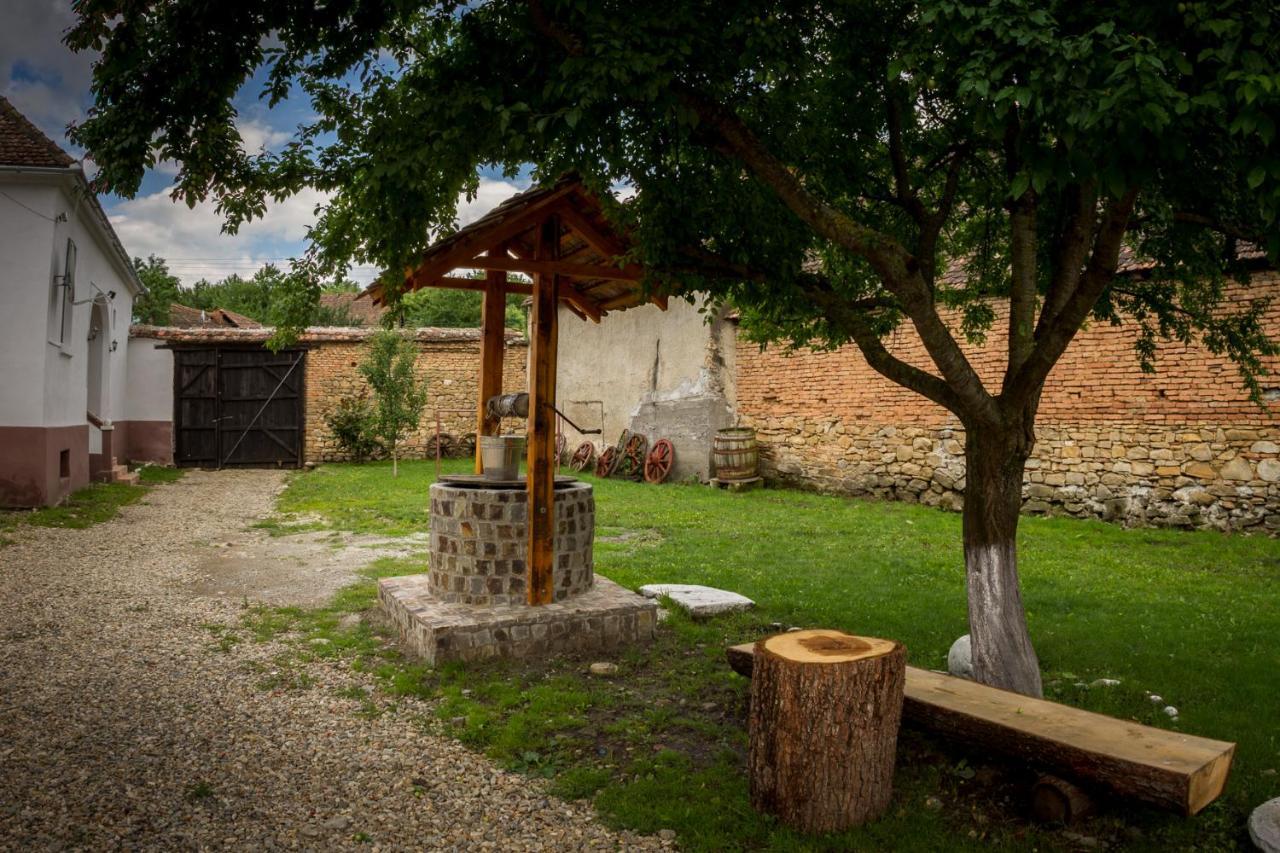 Casa din Barcut Guest House Exterior foto